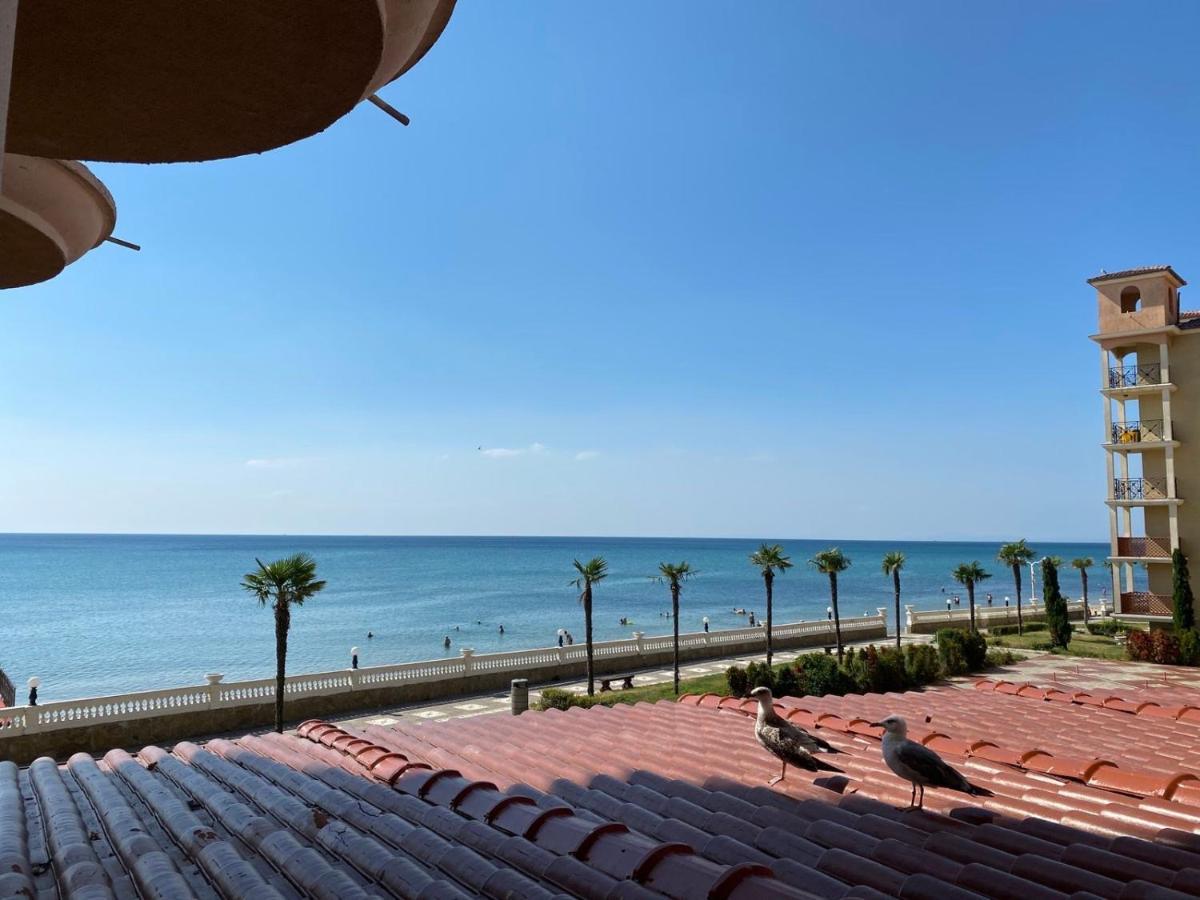 Andalusia Apartments Елените Экстерьер фото