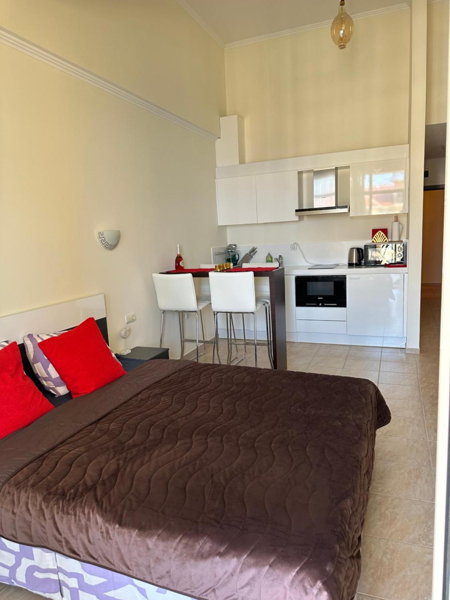 Andalusia Apartments Елените Экстерьер фото